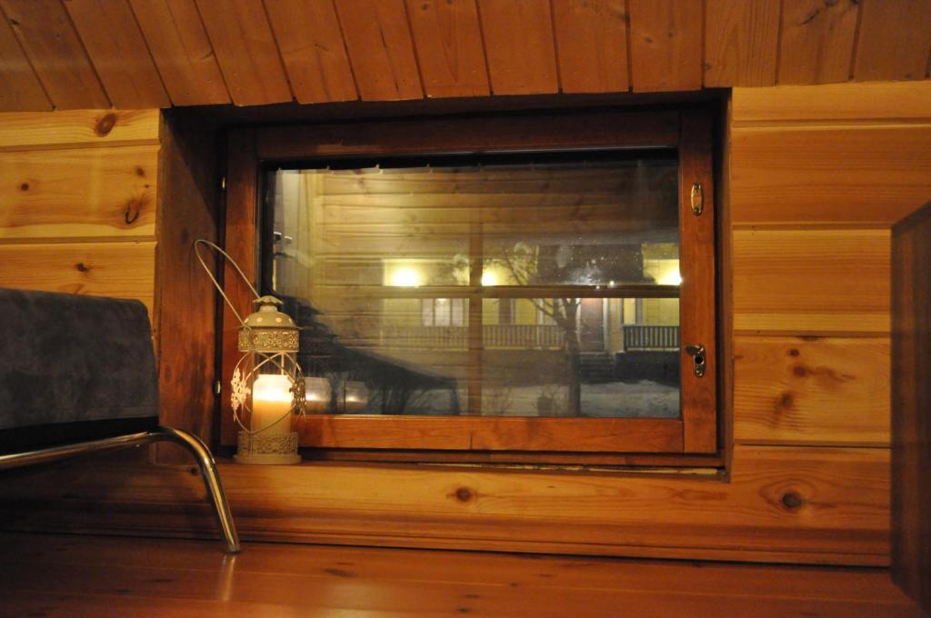 Tuhannen Tarinan Talo Kannuskoski Exteriér fotografie